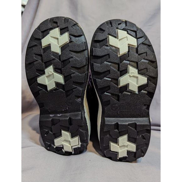 Girl's Winter Boots - Picture 3 of 3